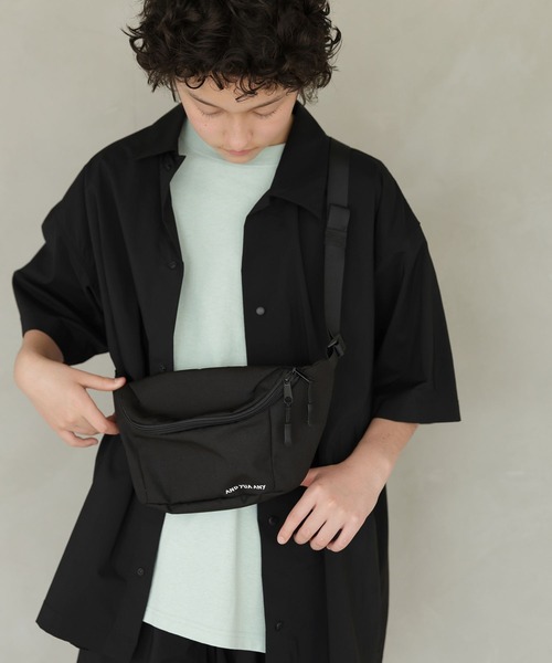 GLOBAL WORK（グローバルワーク）の「ウェストバッグ/AND YUA ANY/191490（ボディバッグ/ウエストポーチ・キッズ・ブラック・FREE）」の14枚目の写真