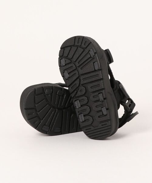 petit main(プティマイン)の「スポーツサンダル(スニーカー・キッズ・アイボリー/ブラック・17cm/18cm/16cm/15cm)」の3枚目の写真