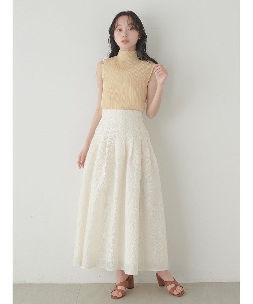 Stylevoice for xxx（スタイルヴォイスフォー）の「プリーツブルーゼノースリトップス（Tシャツ/カットソー・レディース・イエロー/グリーン/オフホワイト/ブラック・FREE）」の14枚目の写真
