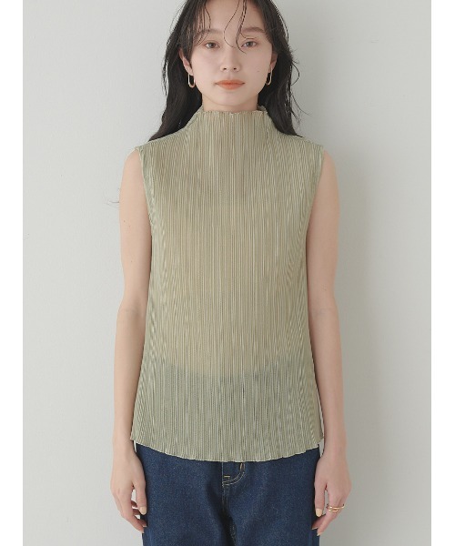 Stylevoice for xxx（スタイルヴォイスフォー）の「プリーツブルーゼノースリトップス（Tシャツ/カットソー・レディース・イエロー/グリーン/オフホワイト/ブラック・FREE）」の18枚目の写真