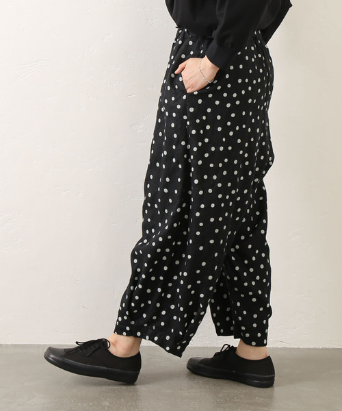 JOURNAL STANDARD LUXE(ジャーナルスタンダード ラックス)の「リネンドット タックバルーンパンツ(その他パンツ・レディース・ブラック/ネイビー・FREE)」の10枚目の写真