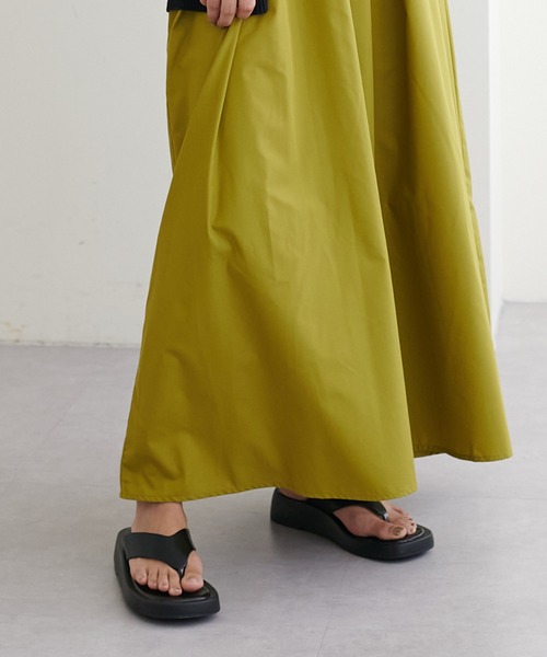 LARUTA(ラルータ)の「【LARUTA】厚底トングサンダル(サンダル・レディース・ブラック/オフホワイト・SMALL/MEDIUM/LARGE)」の6枚目の写真