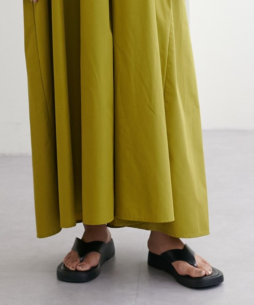 LARUTA(ラルータ)の「【LARUTA】厚底トングサンダル(サンダル・レディース・ブラック/オフホワイト・SMALL/MEDIUM/LARGE)」の7枚目の写真