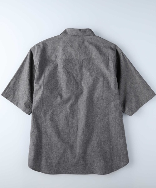 BACK NUMBER(バックナンバー)の「【BACK NUMBER】綿麻プルオーバー半袖シャツ(シャツ/ブラウス・メンズ・ブルー/ブラック・L/XL/M)」の4枚目の写真