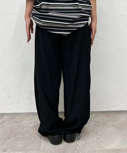 sedacle（セダクル）の「ワイドルーズシルエットスラックスパンツ（スラックス・メンズ・グレー/ブラック・SMALL/MEDIUM/LARGE）」の5枚目の写真