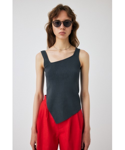 MOUSSY(マウジー)の「ASYMMETRY HEM KNIT タンクトップ(タンクトップ・レディース・レッド/オフホワイト/ライム/グレー・FREE)」の5枚目の写真