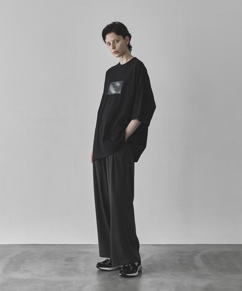 remer（リメール）の「loose strange graphic over Tee / ルーズストレンジグラフィックオーバーT（Tシャツ/カットソー・メンズ・ブラック/ホワイト/ホワイト系その他/ブラック系その他/ブラック系その他2/ブラック系その他3/ホワイト系その他2/ホワイト系その他3/ホワイト系その他4/ブラック系その他5/ホワイト系その他5/ブラック系その他4・SMALL/MEDIUM/LARGE）」の21枚目の写真