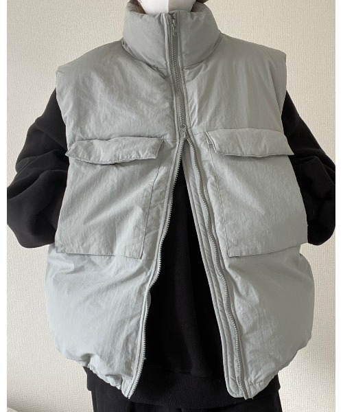YACA（ヤーカ）の「mulch pocket vest/マルチポケットベスト（ダウンベスト・レディース・グレー・FREE）」の16枚目の写真