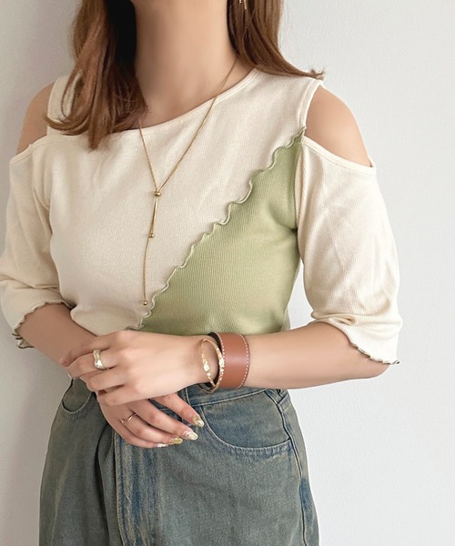 apres jour(アプレジュール)の「オープンショルダーアシメトップス【ZOZOTOWN限定アイテム】(Tシャツ/カットソー・レディース・ブラック系その他/イエロー系その他/グリーン系その他・フリー/X-LARGE)」の1枚目の写真