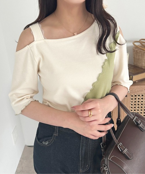apres jour(アプレジュール)の「オープンショルダーアシメトップス【ZOZOTOWN限定アイテム】(Tシャツ/カットソー・レディース・ブラック系その他/イエロー系その他/グリーン系その他・フリー/X-LARGE)」の4枚目の写真