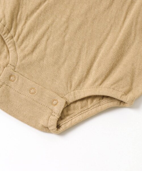 Ampersand（アンパサンド）の「【premier】ソフト接結フリル衿ロンパース（ロンパース・キッズ・ベージュ/オフホワイト・60/70/80）」の5枚目の写真