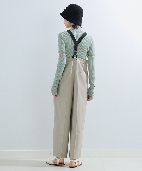 Ray BEAMS(レイビームス)の「Ray BEAMS / ビッグ シルエット サスペンダー付き パンツ(その他パンツ・レディース・シルバー/ベージュ・0/1)」の10枚目の写真