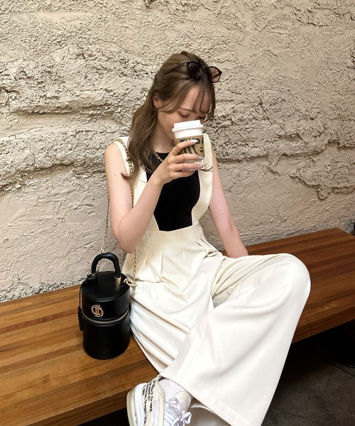 Ambre Ciel(アンブルシエル)の「ハイウエストサロペット/【WEB/EC限定商品】(サロペット/オーバーオール・レディース・チャコールグレー/アイボリー・FREE)」の4枚目の写真