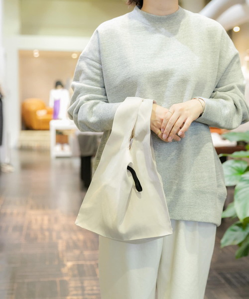 URBAN RESEARCH DOORS(アーバンリサーチドアーズ)の「DOORS LIVING PRODUCTS コンビニバッグ(エコバッグ/サブバッグ・レディース・ライトベージュ/ネイビー・-)」の6枚目の写真