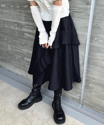 1枚で動きを。アシンメトリーデザインフリルスカート
