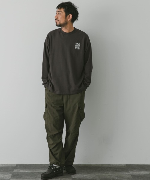 URBAN RESEARCH DOORS(アーバンリサーチドアーズ)の「企業ロゴイメージプリント Tシャツ A(Tシャツ/カットソー・メンズ・ホワイト/チャコールグレー・MEDIUM/LARGE)」の11枚目の写真
