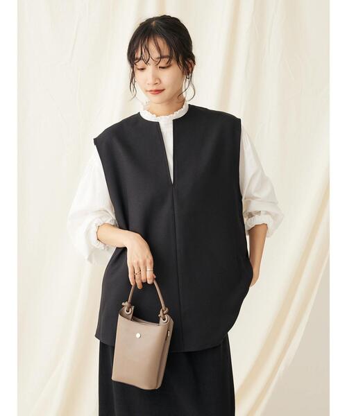 CRAFT STANDARD BOUTIQUE（クラフトスタンダードブティック）の「【イージーケア】Vネックベスト（ベスト・レディース・ブラック/カーキ・L/M）」の3枚目の写真