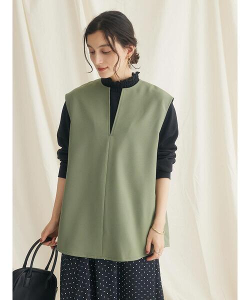 CRAFT STANDARD BOUTIQUE（クラフトスタンダードブティック）の「【イージーケア】Vネックベスト（ベスト・レディース・ブラック/カーキ・L/M）」の13枚目の写真