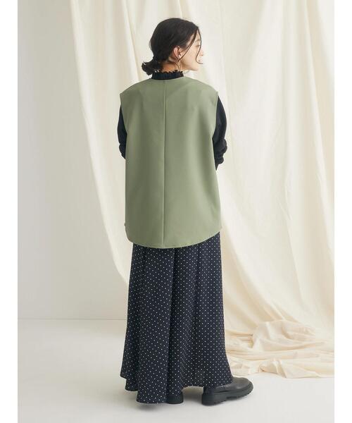 CRAFT STANDARD BOUTIQUE（クラフトスタンダードブティック）の「【イージーケア】Vネックベスト（ベスト・レディース・ブラック/カーキ・L/M）」の18枚目の写真