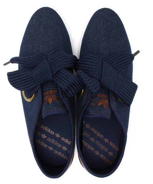 adidas Originals（アディダスオリジナルス）の「ウィメンズ アディダス リレース デニム adidas RELACE LOW DENIM AC S74553（スニーカー・レディース・インディゴブルー・23.5cm/23cm/24cm/24.5cm）」の2枚目の写真