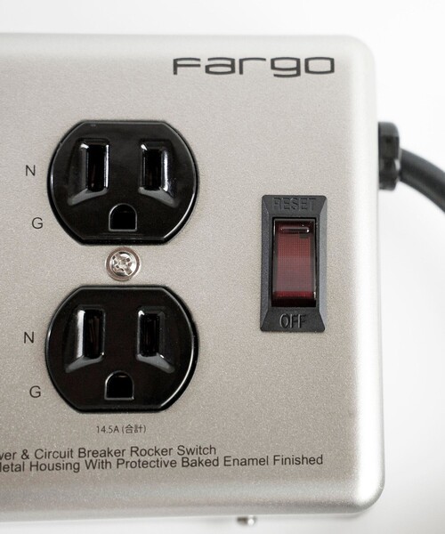 FREAK'S STORE（フリークスストア）の「Fargo/ファーゴ STEEL TAP USB 3.4A/AC4個口 USB付き 電源タップ AC 1.8m 3ピン（生活家電・レディース・オリーブ/シルバー・ONE SIZE）」の19枚目の写真