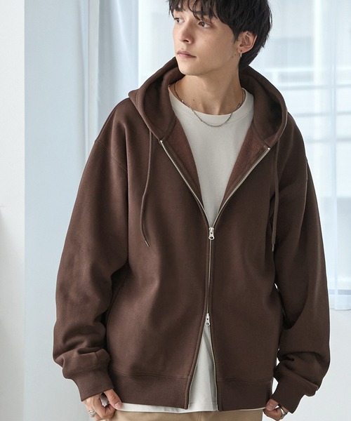 MONO-MART（モノマート）の「ヘビーウェイトルーズベーシックフルジップパーカー（パーカー・メンズ・ブラック/チャコール/ダークネイビー/ホワイト/ライトグレー/ナチュラル/グレー/ブルー/グレイッシュベージュ/ダークブルー/チェリーレッド/スモークピンク/ブラウン系/グレイッシュブルー・M/L/S/XL）」の6枚目の写真