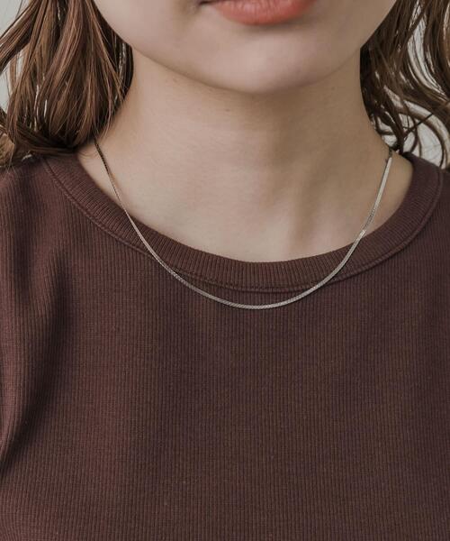 SMELLY(スメリー)の「サージカルステンレスプレーンネックレス(ネックレス・レディース・シルバー/ゴールド・-)」の13枚目の写真