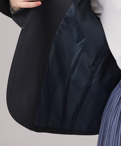 DRESKIP（ドレスキップ）の「◆【洗える/セットアップ可/通勤/セレモニーにも】ツイル カラーレスジャケット（ノーカラージャケット・レディース・ブラック/ベージュ/ネイビー・03/02/04）」の11枚目の写真