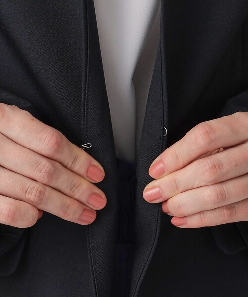 DRESKIP（ドレスキップ）の「◆【洗える/セットアップ可/通勤/セレモニーにも】ツイル カラーレスジャケット（ノーカラージャケット・レディース・ブラック/ベージュ/ネイビー・03/02/04）」の12枚目の写真