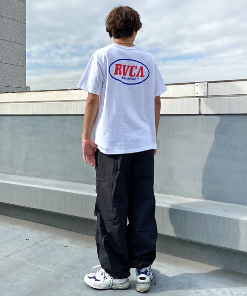RVCA（ルーカ）の「RVCA/ルーカ バックプリントTシャツ コットンTee クルーネック半袖T BE041-233（Tシャツ/カットソー・メンズ・オレンジ/ホワイト/ブラック・L/M/S）」の17枚目の写真
