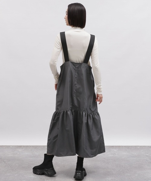 LAKOLE（ラコレ）の「メロウエッジハイネックプルオーバー（Tシャツ/カットソー・レディース・ブラック/サンドグレー/ライトブルー/オフホワイト・MEDIUM/SMALL）」の6枚目の写真