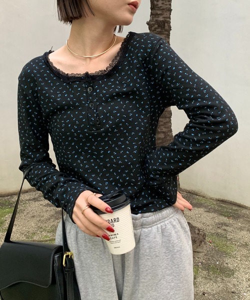 セール】フラワーレース ヘンリーネック ピチT（Tシャツ