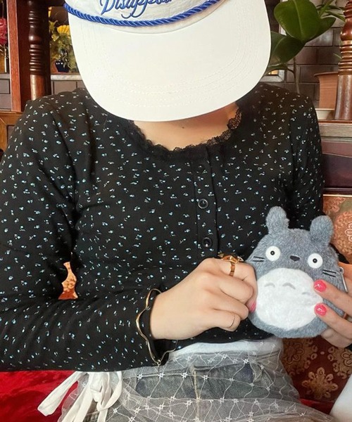 SHEPP(シープ)の「【累計お気に入り数1.3万人突破】フラワーレース ヘンリーネック ピチT/26SS(Tシャツ/カットソー・レディース・アイボリー/ブラック・M/S/L)」の9枚目の写真