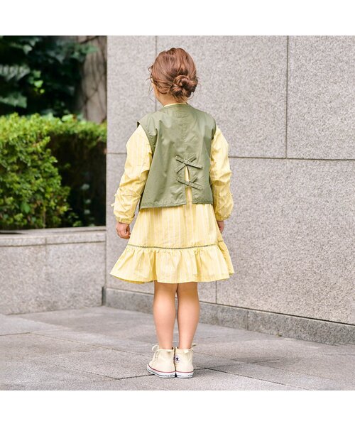 apres les cours（アプレレクール）の「カーゴポケットミリタリーベスト（ベスト・キッズ・カーキ・90/100/110/120/130/140）」の3枚目の写真