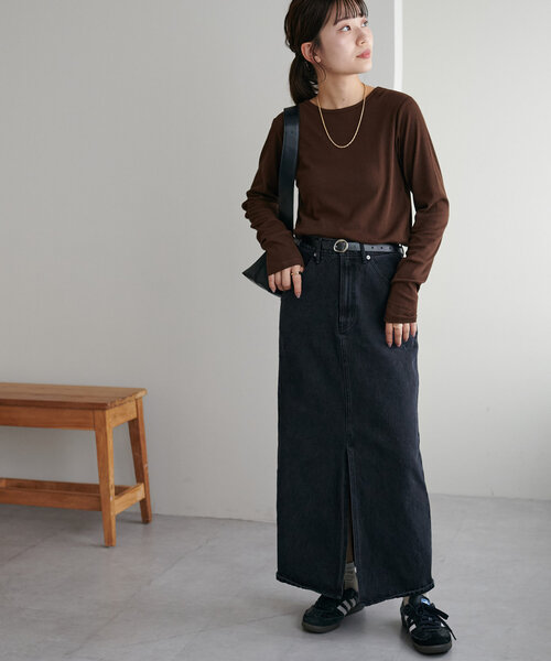 DISCOAT（ディスコート）の「【WEB限定】リブシアーロングスリーブ（Tシャツ/カットソー・レディース・イエロー/ブラック/チャコールグレー/オフホワイト/ブルー/ブラウン・FREE）」の18枚目の写真