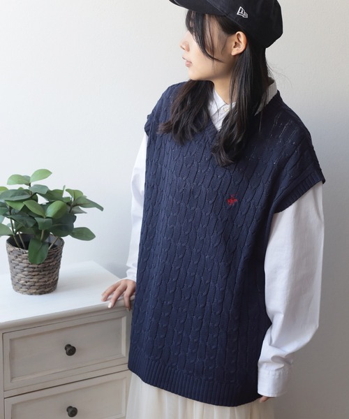 BEVERLY HILLS POLO CLUB(ビバリーヒルズポロクラブ)の「【BEVERLY HILLS POLO CLUB/ビバリーヒルズポロクラブ】ブランドワンポイントロゴ刺繍 ケーブル編みデザイン ニットベスト/オーバーサイズ/2024SS(ベスト・レディース・ブラック/ネイビー/グリーン/アイボリー・M/L/XL)」の21枚目の写真