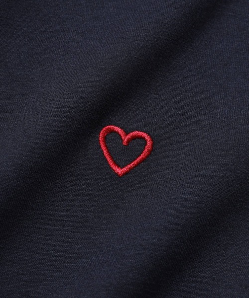 saloon（サルーン）の「SALOON(サルーン)/【InRed7月号掲載】ワンポイントハート刺繍Ｔシャツ《再入荷・新色登場》（Tシャツ/カットソー・レディース・グレー/ネイビー/ホワイト/ブラック/グリーン・FREE）」の8枚目の写真