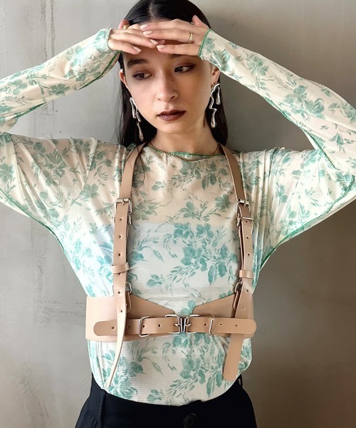 SEN TOKYO（セントーキョー）の「個性派プラスワン♪PUレザー サスペンダーベルト（ベルト・レディース・ベージュ/ブラック・FREE）」の12枚目の写真
