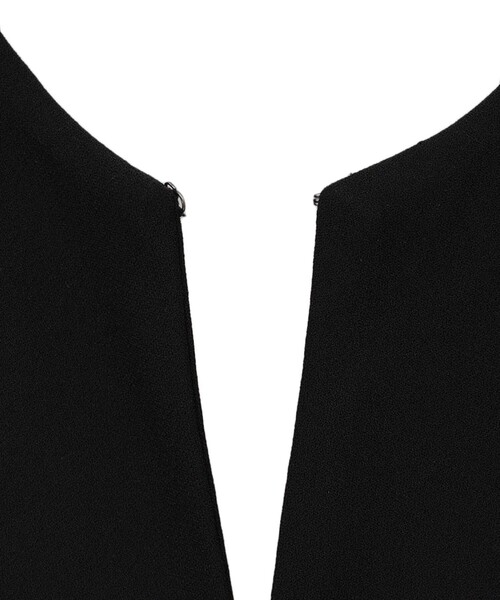 CLANE(クラネ)の「【CLANE/クラネ】LAYERED BACK OPEN ONEPIECE/レイヤードバックオープンワンピース(ワンピース・レディース・ベージュ/ブラック・1/0)」の5枚目の写真