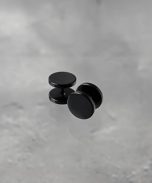 SBG（エスビー）の「SBG サークルデザインバーベルピアス（ピアス（両耳用）・メンズ・ブラック系その他/シルバー系その他3/シルバー/ブラック/シルバー系その他2/ブラック系その他3/ブラック系その他2/ゴールド系その他3/ゴールド系その他2/ゴールド/ゴールド系その他/シルバー系その他・FREE）」の4枚目の写真