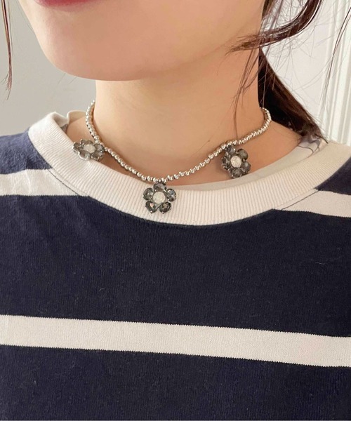 Casselini(キャセリーニ)の「Casselini(キャセリーニ)フラワービジューネックレス(ネックレス・レディース・クリア/ブルー/ブラック・FREE)」の12枚目の写真