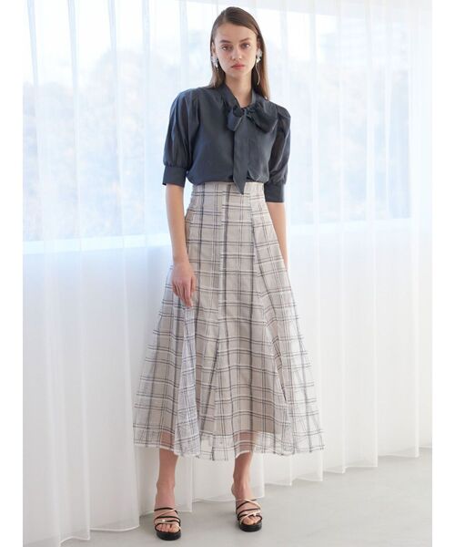 MERCURYDUO（マーキュリーデュオ）の「2WAYリボンパワショルブラウス（シャツ/ブラウス・レディース・ラベンダー/チャコールグレー/オフホワイト・FREE）」の13枚目の写真