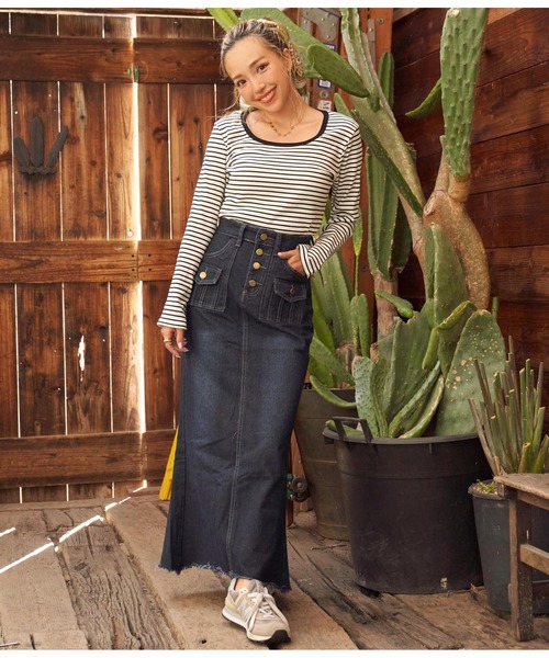 anap mimpi（アナップミンピ）の「デニム タイト 裾フリンジ ロング マキシ ワンピース（デニムスカート・レディース・ブルー・S/M）」の7枚目の写真