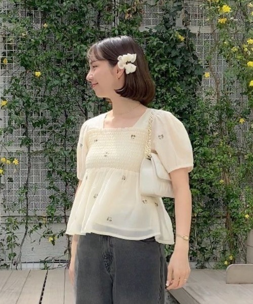 flower(フラワー)の「エアリーシュシュクリップ(バレッタ/ヘアクリップ・レディース・ブラック/アイボリー・FREE)」の18枚目の写真