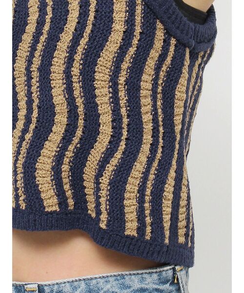 Ungrid（アングリッド）の「ジャカードニットキャミ（キャミソール・レディース・ピンク/ネイビー・FREE）」の9枚目の写真