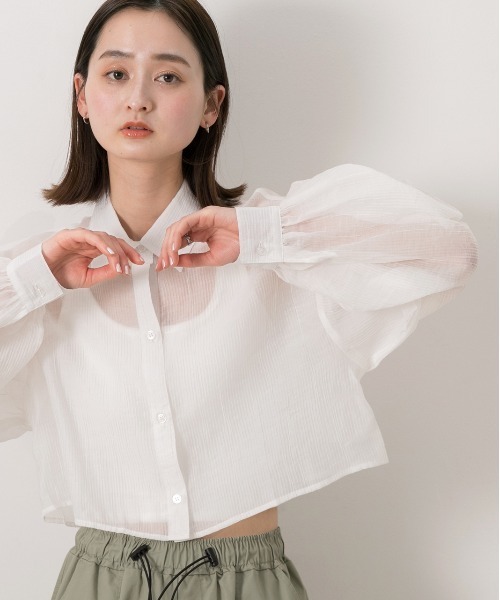 ad thie(アドティエ)の「サッカー素材 ショート丈シャツ(シャツ/ブラウス・レディース・オリーブ/ブラック/オフホワイト/サーモンピンク・FREE)」の12枚目の写真