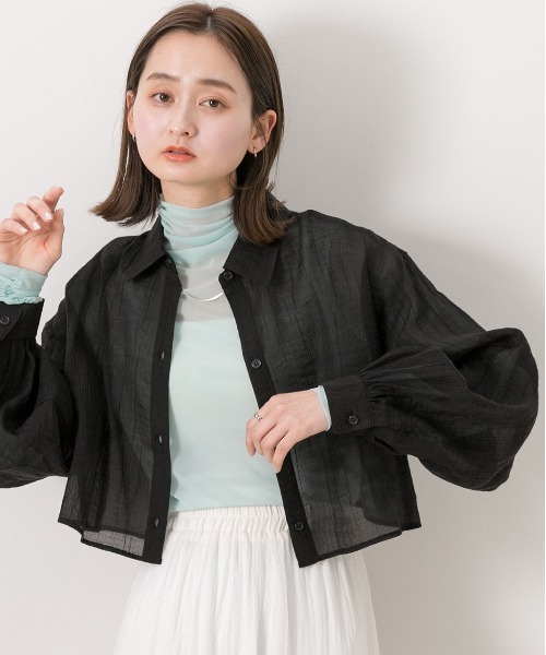 ad thie(アドティエ)の「サッカー素材 ショート丈シャツ(シャツ/ブラウス・レディース・オリーブ/ブラック/オフホワイト/サーモンピンク・FREE)」の19枚目の写真