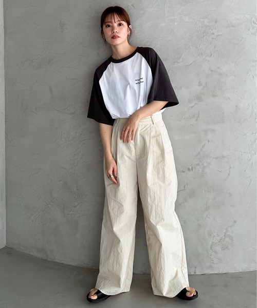 feepur(フェピュール)の「ラグランルーズロゴTee(Tシャツ/カットソー・レディース・オートミール/オフホワイト・MEDIUM)」の11枚目の写真