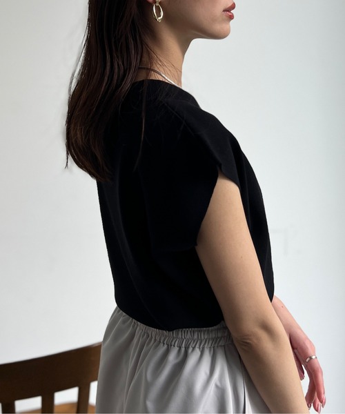 Chez toi（シェトワ）の「コンパクトフレンチスリーブプルオーバー（ニット/セーター・レディース・レッド/ブラック/オフホワイト/グリーン系その他・FREE）」の21枚目の写真