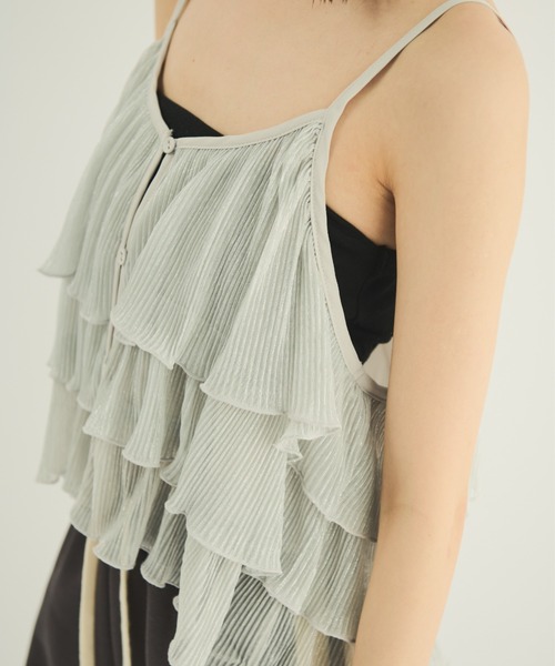MERLOT（メルロー）の「2wayティアードキャミソール（キャミソール・レディース・ゴールド/シルバー・FREE）」の6枚目の写真